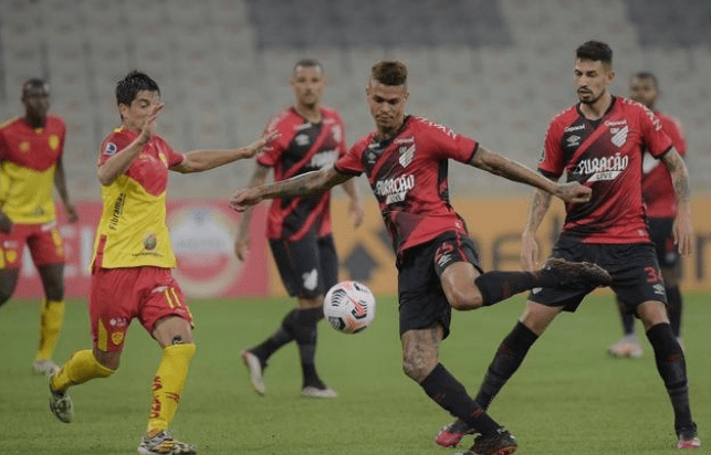 图片报：切尔西冷却了对西蒙斯的兴趣；列维与明茨拉夫私交甚笃