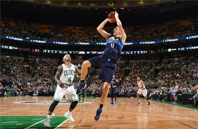 [英超]第32轮：曼联2-2利物浦 集锦.